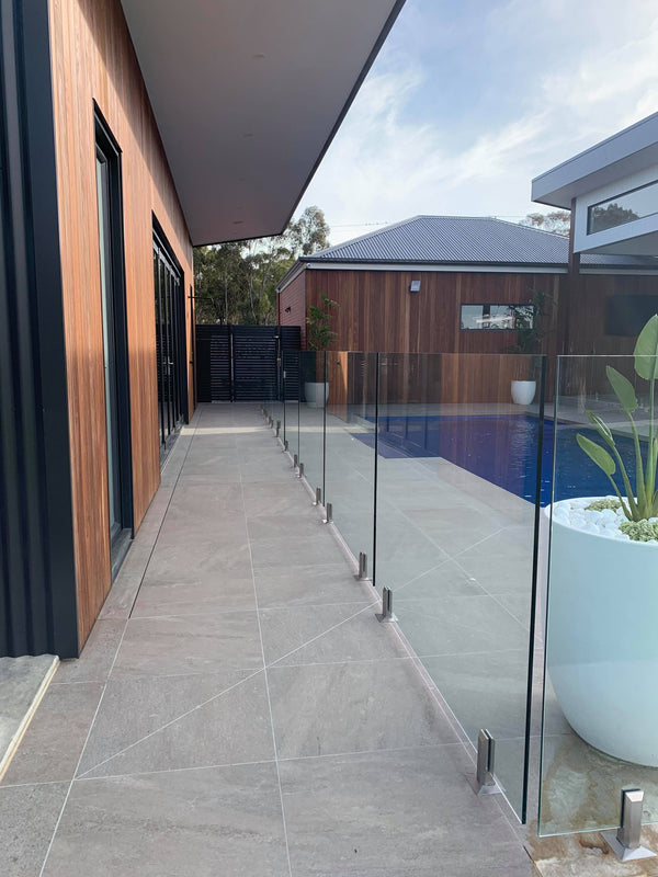 Stainless Steel Spigots In Pool Fencing