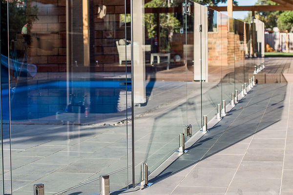 Essential Tips and Insights for DIY Glass Pool Fencing